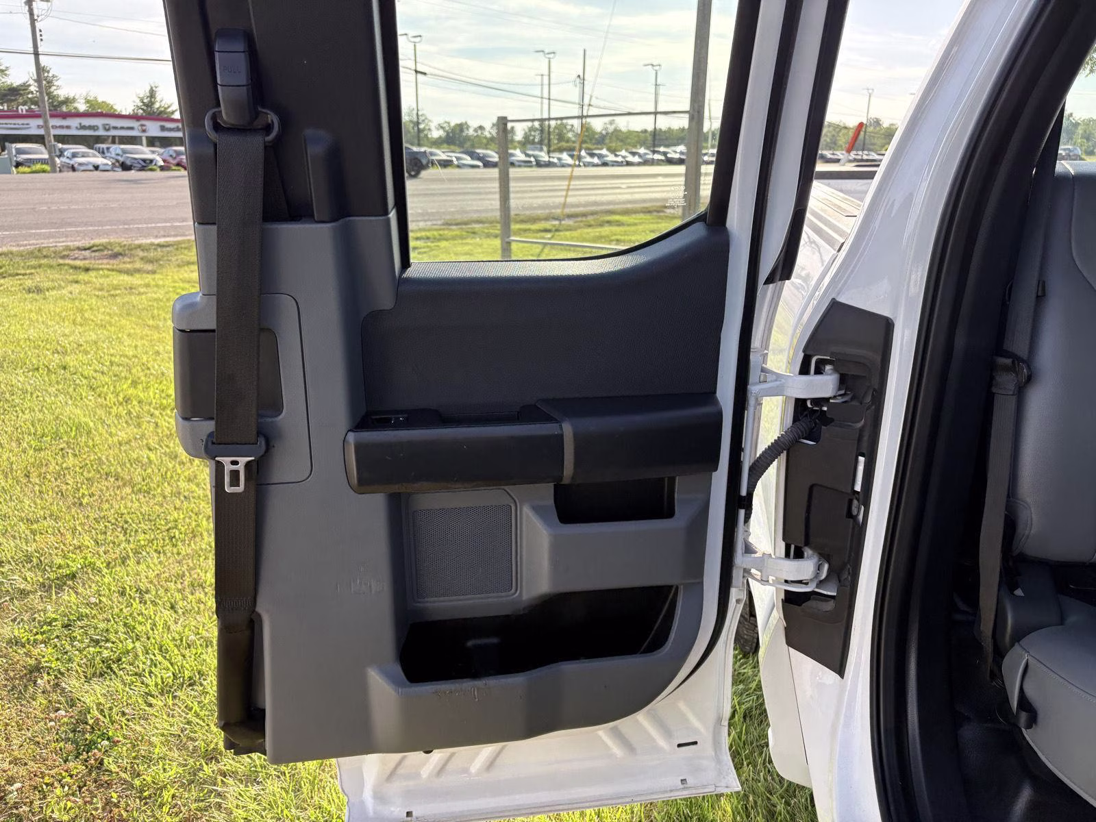 2021 Oxford White Ford F-150 XL RWD Truck