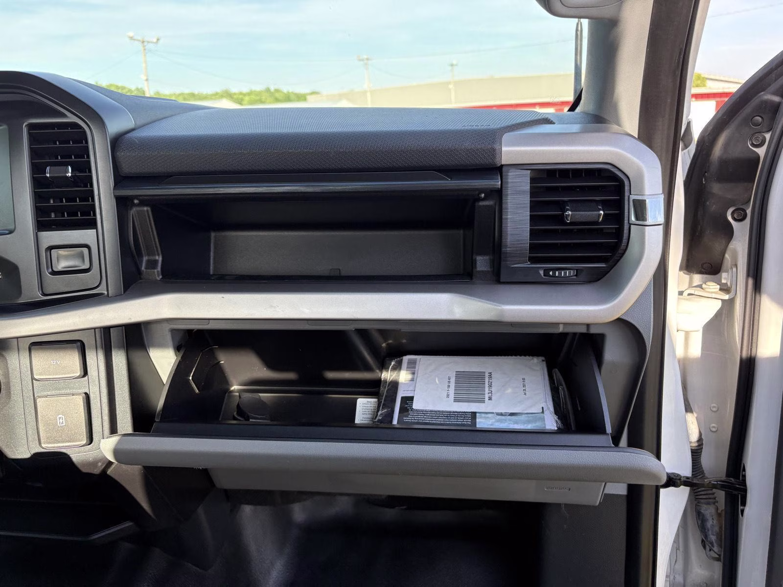 2021 Oxford White Ford F-150 XL RWD Truck