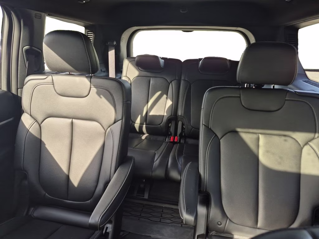 2025 Baltic Gray Metallic Clearcoat Jeep Grand Cherokee L Limited 4X4 SUV