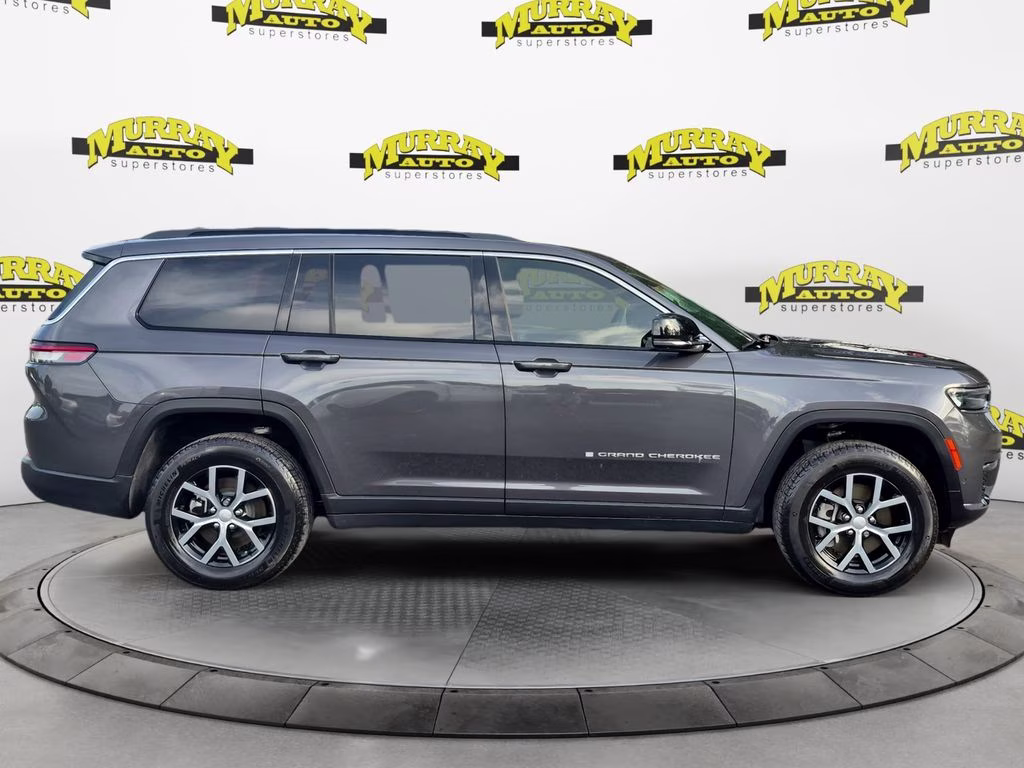 2025 Baltic Gray Metallic Clearcoat Jeep Grand Cherokee L Limited 4X4 SUV