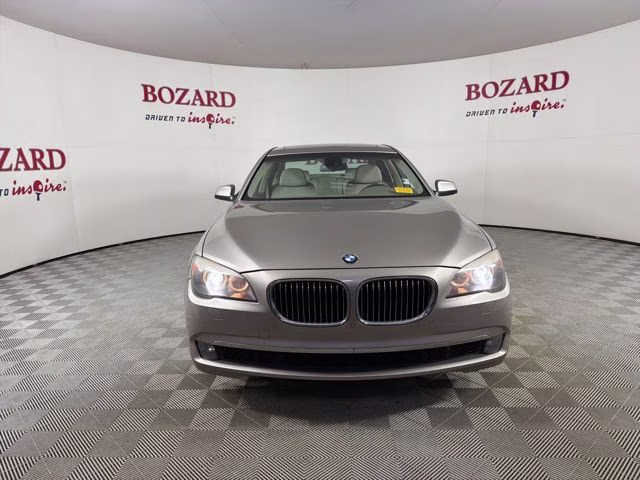 2009 Silver Metallic BMW 7 Series 750Li RWD Sedan