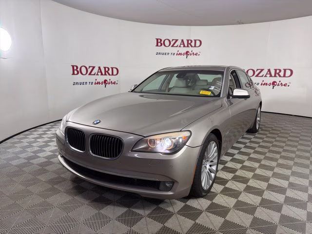 2009 Silver Metallic BMW 7 Series 750Li RWD Sedan