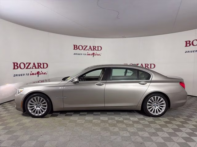 2009 Silver Metallic BMW 7 Series 750Li RWD Sedan