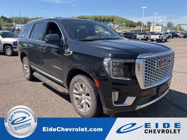 2022 GMC Yukon 4WD Denali's photo