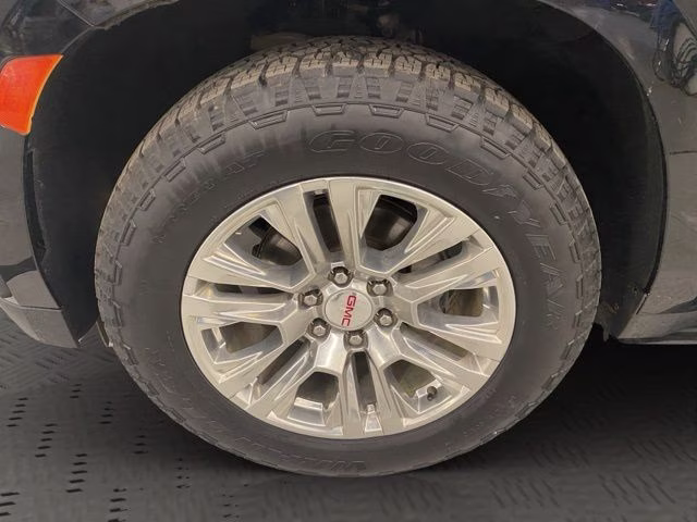 2022 Onyx Black GMC Yukon Denali 4X4 SUV