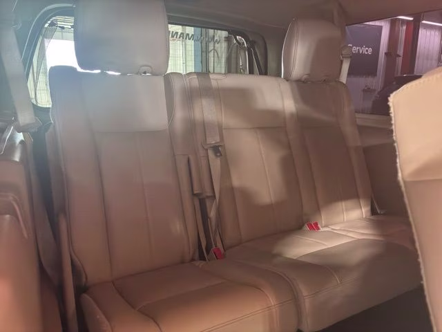 2017 White Gold Ford Expedition EL XLT 4X4 SUV