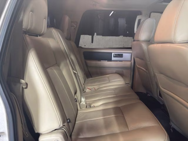 2017 White Gold Ford Expedition EL XLT 4X4 SUV