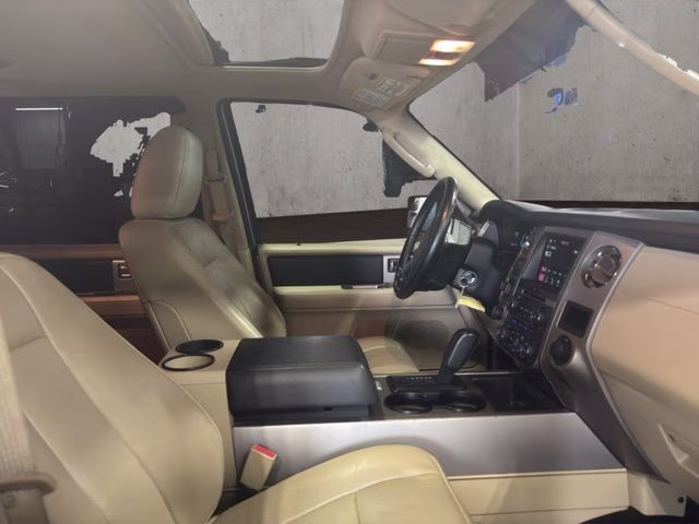 2017 White Gold Ford Expedition EL XLT 4X4 SUV