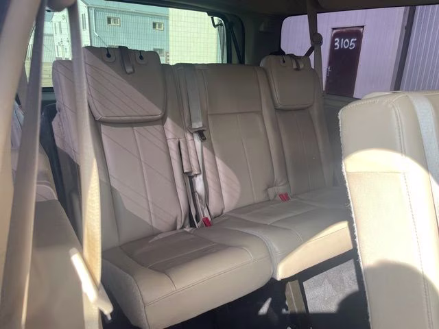 2017 Gold Ford Expedition EL XLT 4X4 SUV