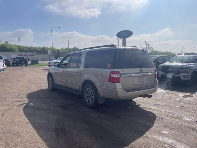 2017 Gold Ford Expedition EL XLT 4X4 SUV