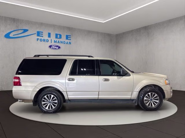 2017 White Gold Ford Expedition EL XLT 4X4 SUV
