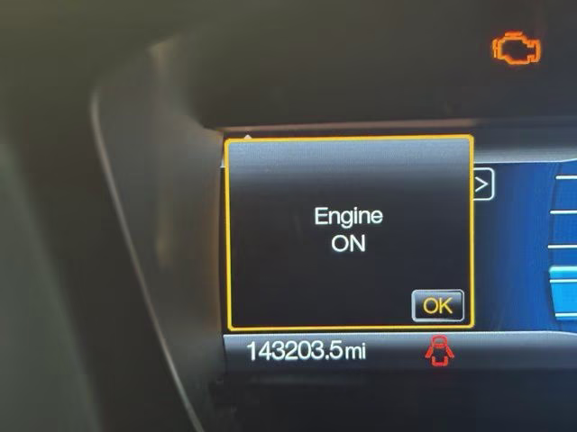 2017 White Gold Ford Expedition EL XLT 4X4 SUV