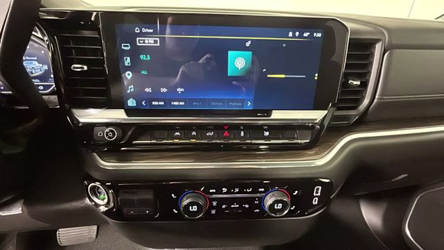2025 Summit White Chevrolet Silverado 1500 LT 4X4 Truck