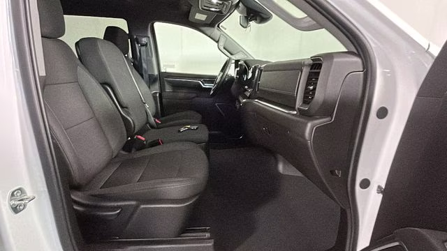 2025 Summit White Chevrolet Silverado 1500 LT 4X4 Truck