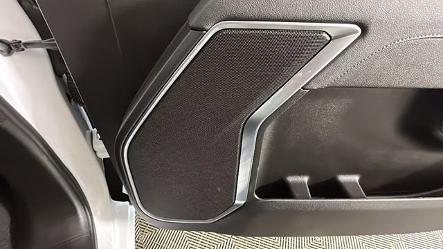 2025 Summit White Chevrolet Silverado 1500 LT 4X4 Truck