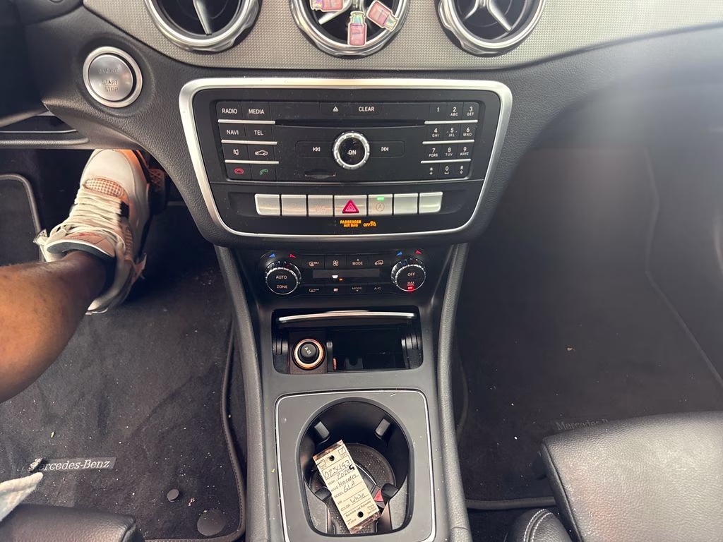 2020 Polar White Mercedes-Benz GLA GLA 250 FWD SUV