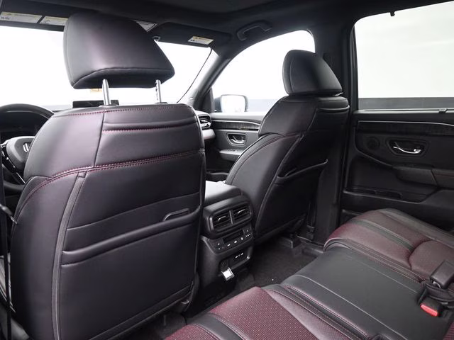 2025 Modern Steel Metallic Honda Pilot Black Edition AWD SUV