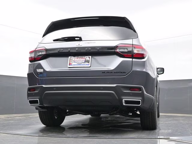 2025 Modern Steel Metallic Honda Pilot Black Edition AWD SUV