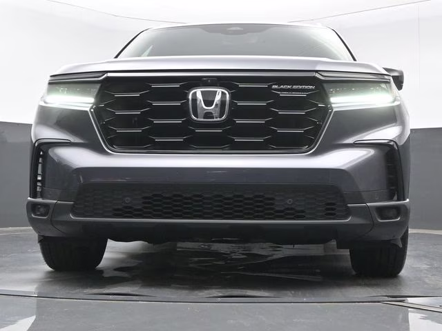 2025 Modern Steel Metallic Honda Pilot Black Edition AWD SUV
