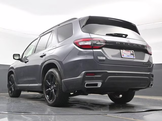 2025 Modern Steel Metallic Honda Pilot Black Edition AWD SUV