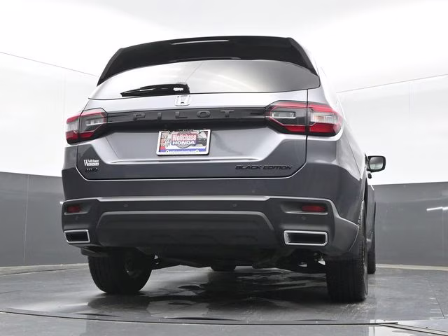 2025 Modern Steel Metallic Honda Pilot Black Edition AWD SUV