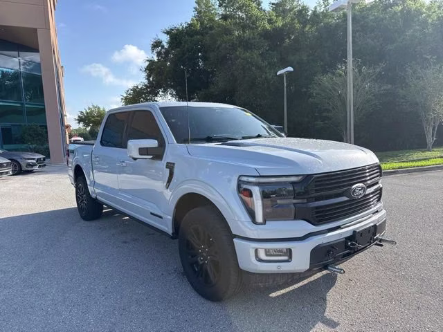 2025 Space White Metallic Ford F-150 Platinum Crew Cab Pickup 4X4 Truck