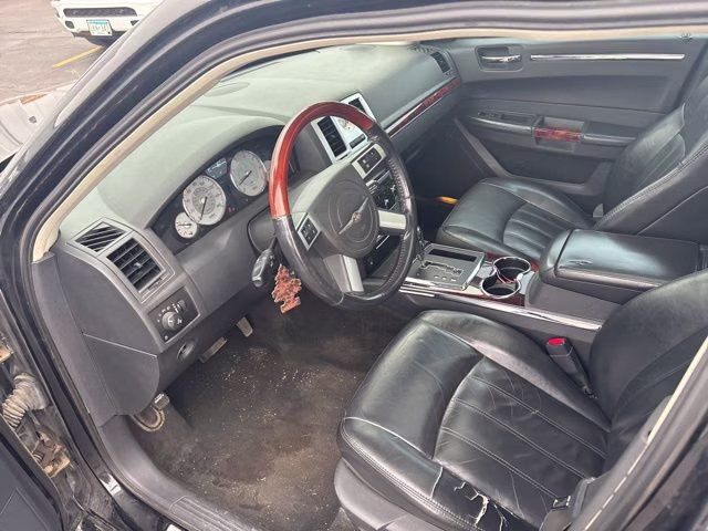 2008 Brilliant Black Crystal Pearlcoat Chrysler 300C Hemi RWD Sedan