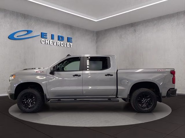 2024 Sterling Gray Metallic Chevrolet Silverado 1500 LT Trail Boss 4X4 Truck
