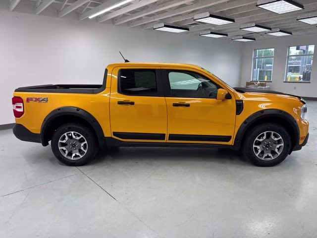 2022 Cyber Orange Tricoat Metallic Ford Maverick Lariat AWD Truck
