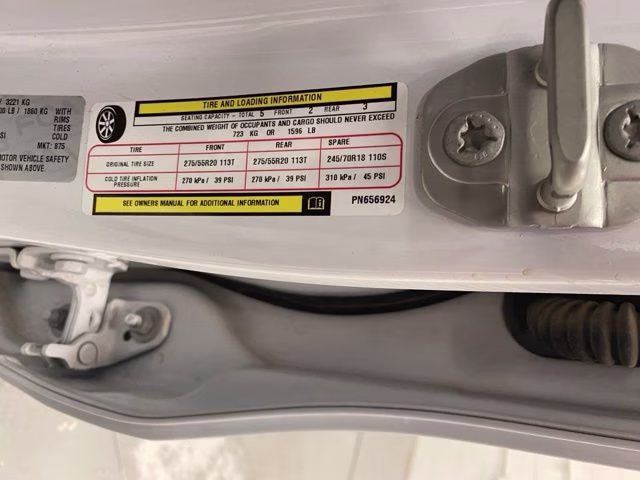2023 Bright White Clearcoat Ram 1500 Big Horn 4X4 Truck