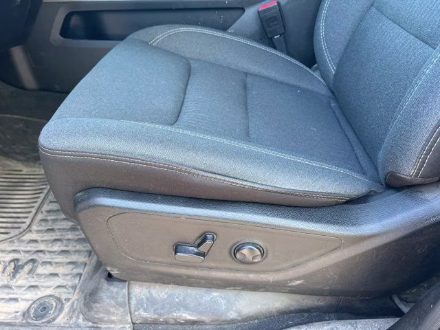 2023 Bright White Clearcoat Ram 1500 Big Horn 4X4 Truck