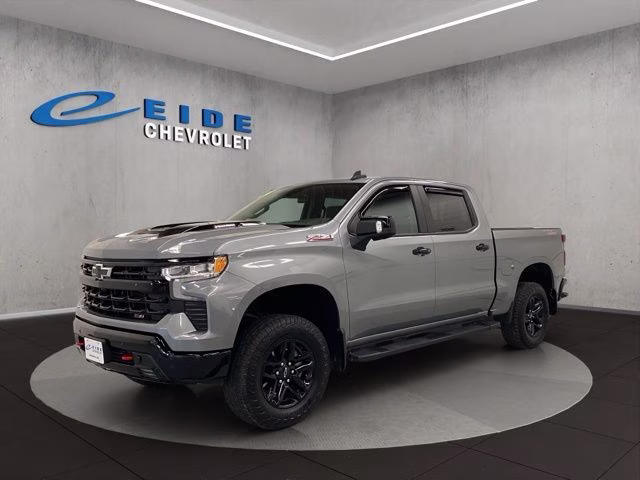 2024 Sterling Gray Metallic Chevrolet Silverado 1500 LT Trail Boss 4X4 Truck