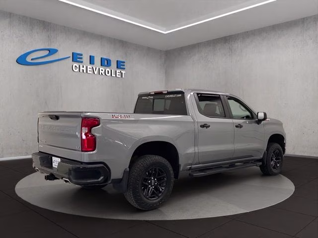 2024 Sterling Gray Metallic Chevrolet Silverado 1500 LT Trail Boss 4X4 Truck
