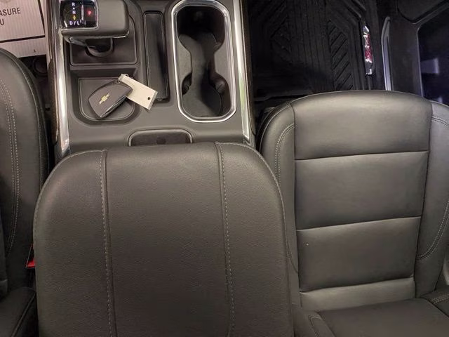2024 Sterling Gray Metallic Chevrolet Silverado 1500 LT Trail Boss 4X4 Truck