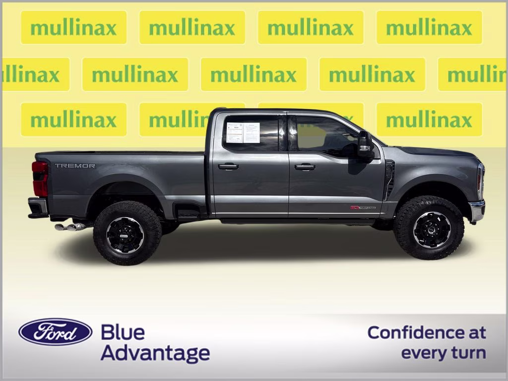 2025 Gray Metallic Ford Super Duty F-250 SRW Lariat 4X4 Truck