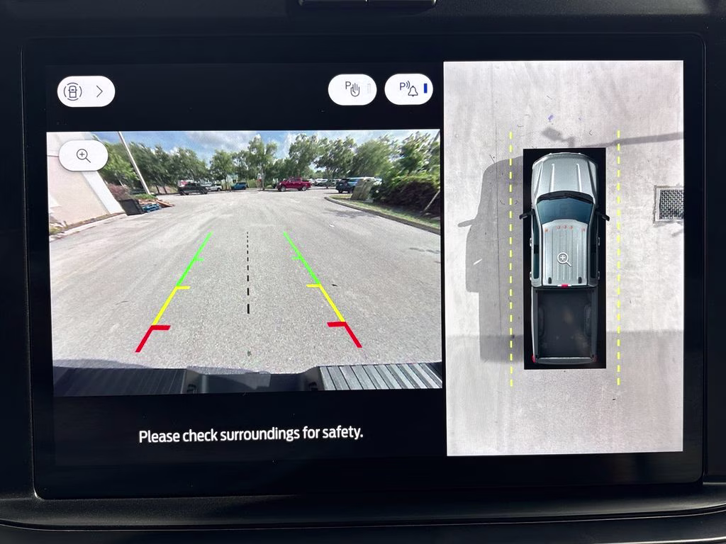 2025 Gray Metallic Ford Super Duty F-250 SRW Lariat 4X4 Truck