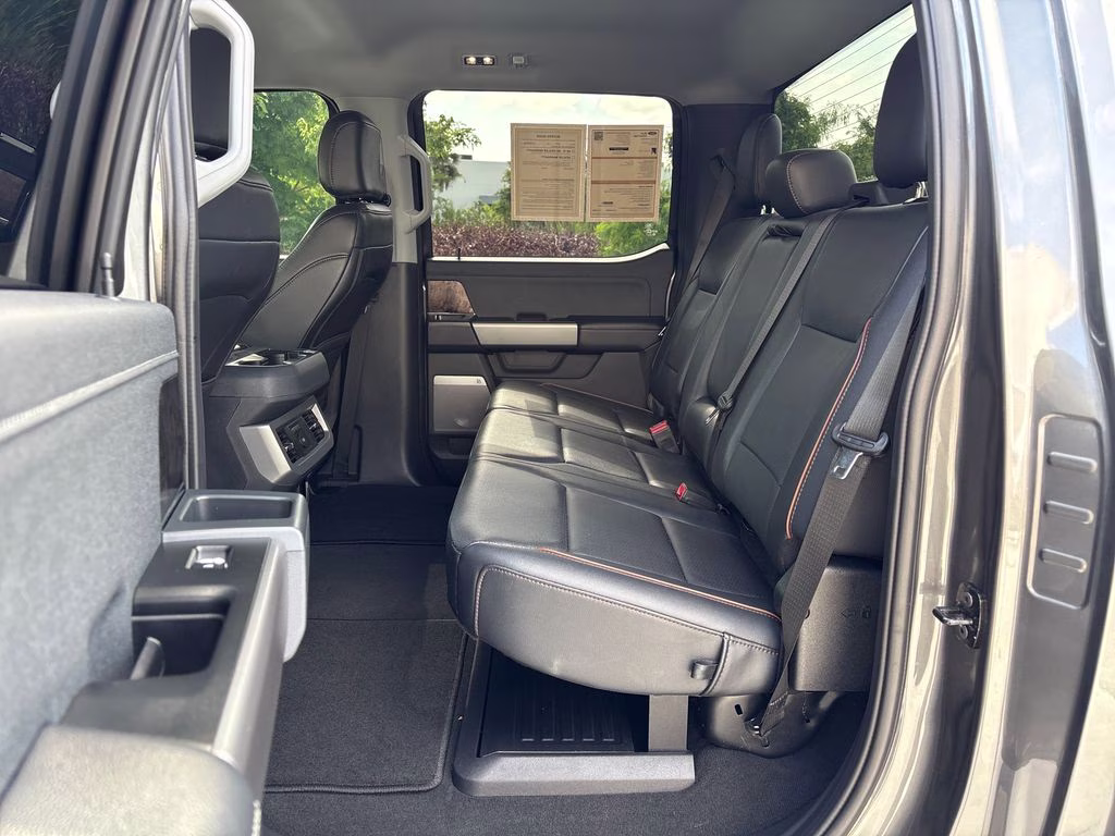 2025 Gray Metallic Ford Super Duty F-250 SRW Lariat 4X4 Truck