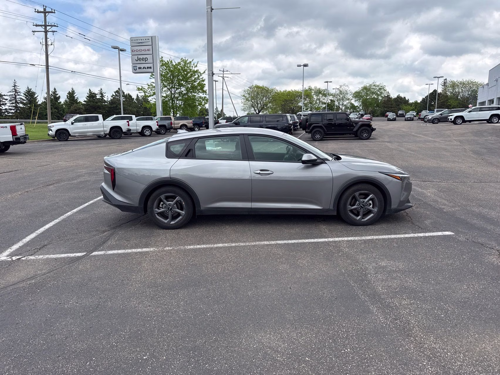 2025 Steel Gray Kia K4 LXS FWD Sedan