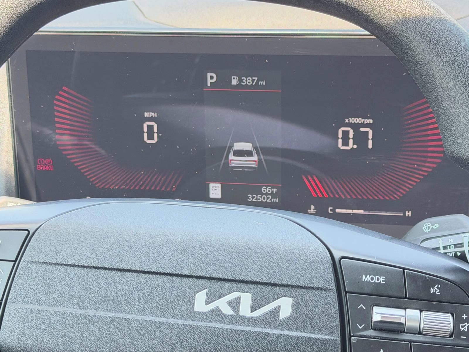 2025 Steel Gray Kia K4 LXS FWD Sedan
