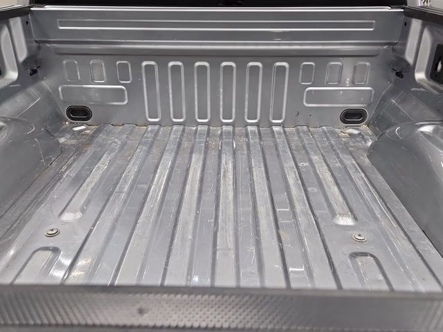 2022 Iconic Silver Metallic Ford F-150 Raptor 4X4 Truck