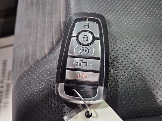 2022 Iconic Silver Metallic Ford F-150 Raptor 4X4 Truck