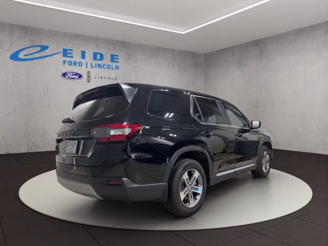 2025 Crystal Black Pearl Honda Pilot EX-L AWD SUV