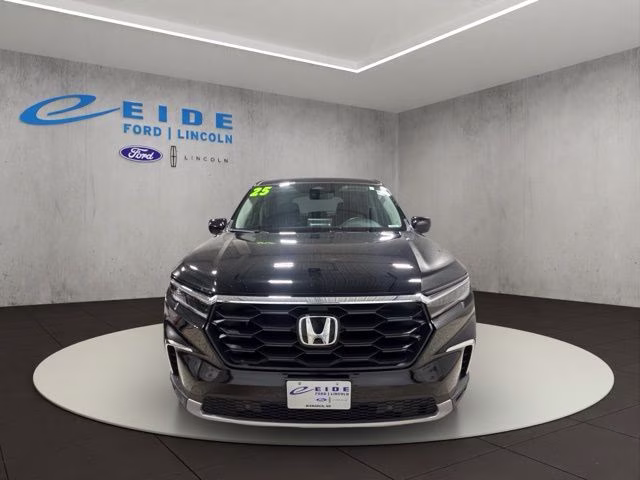 2025 Crystal Black Pearl Honda Pilot EX-L AWD SUV
