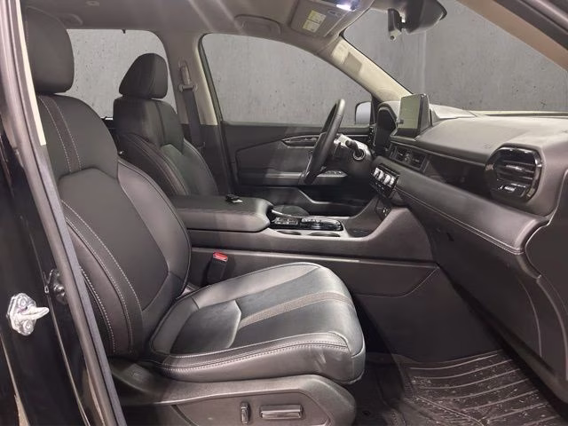 2025 Crystal Black Pearl Honda Pilot EX-L AWD SUV