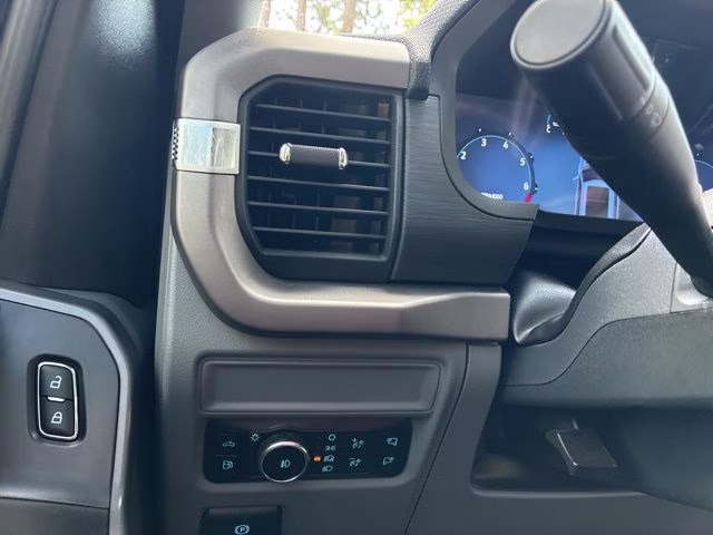 2025 White Metallic Ford F-150 XLT 4X4 Truck