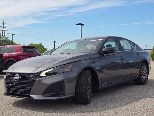 2026 Gun Metallic Nissan Altima 2.5 SV FWD Sedan