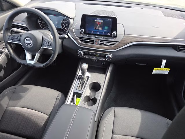 2026 Gun Metallic Nissan Altima 2.5 SV FWD Sedan