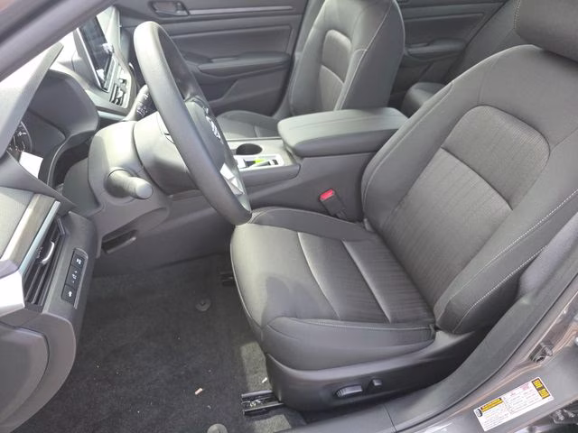 2026 Gun Metallic Nissan Altima 2.5 SV FWD Sedan