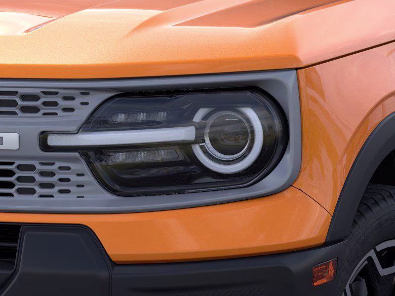2026 Orange Fury Metallic Tri-Coat Ford Bronco Sport Outer Banks 4X4 SUV