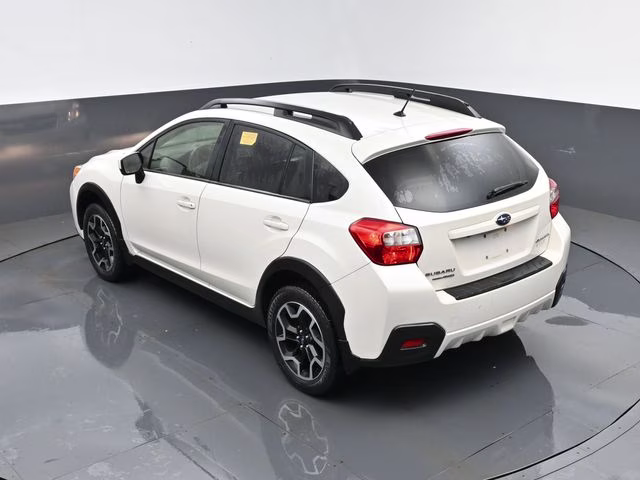 2016 Crystal White Pearl Subaru Crosstrek 2.0i Premium AWD SUV